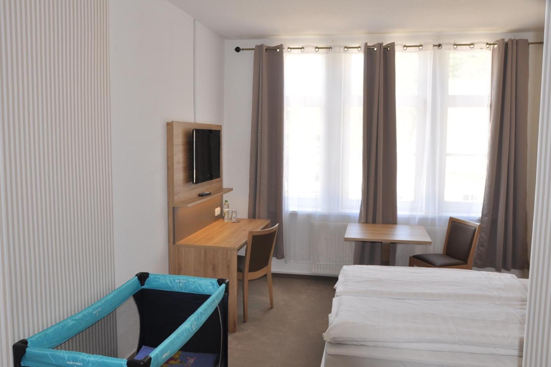 Pension Zum Alten Faehrhaus Rostock Exteriör bild